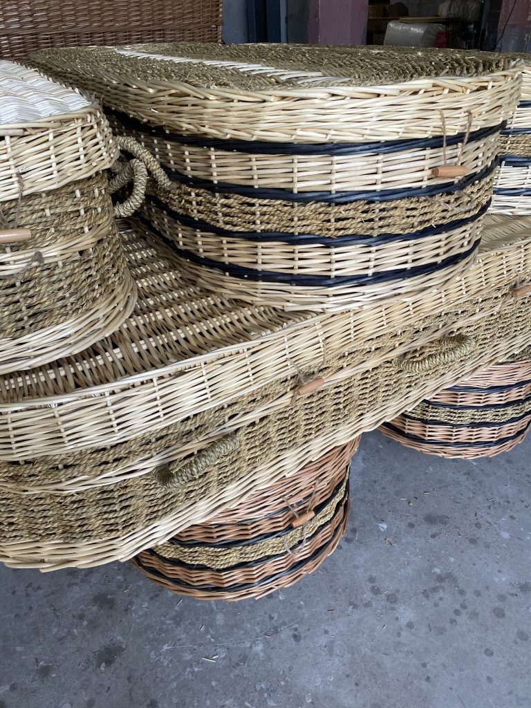 La creciente demanda de productos funerarios ecológicos: Oportunidades globales de exportación para ataúdes tejidos